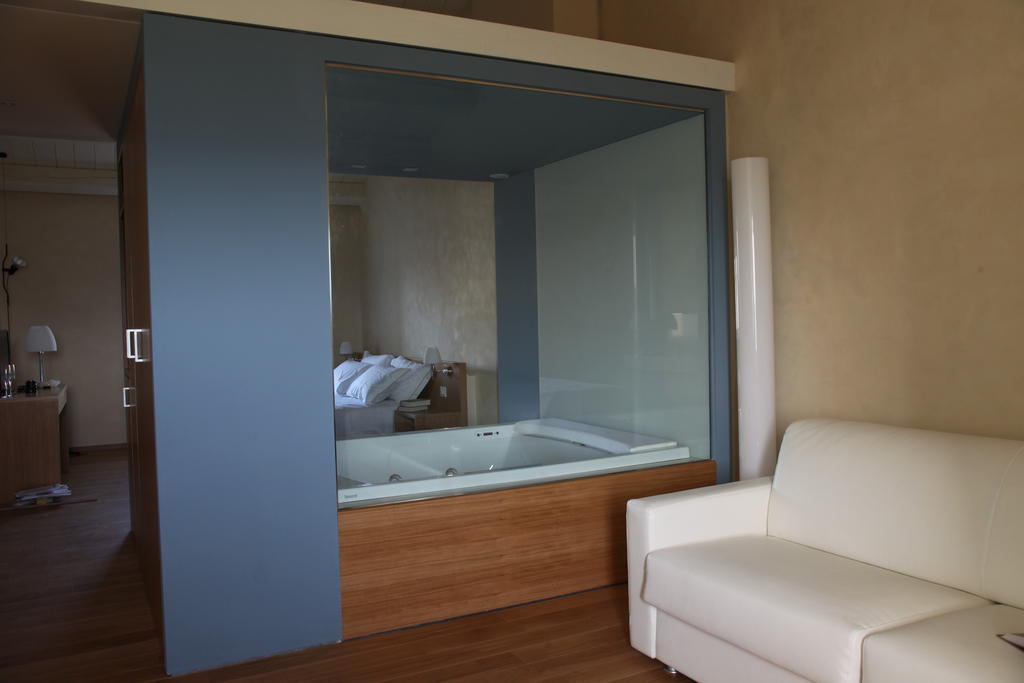 Relais Del Borgo Hotel & Spa 4 Stelle Staffolo Quarto foto
