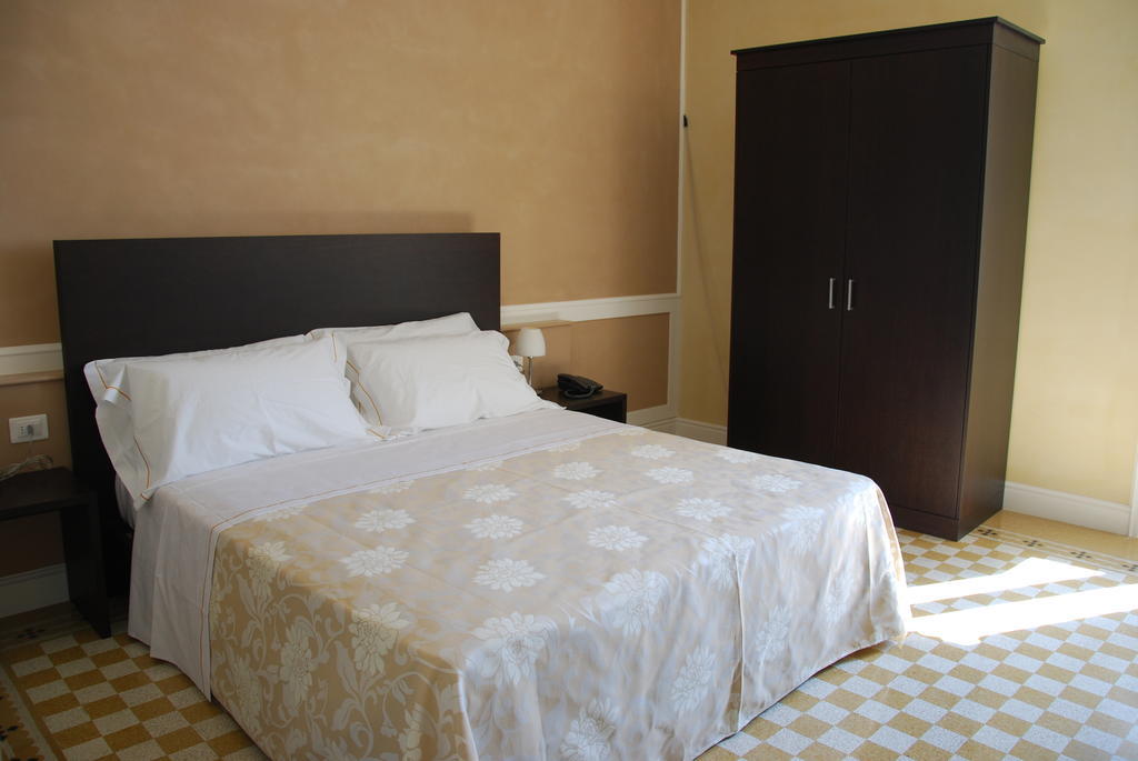 Relais Del Borgo Hotel & Spa 4 Stelle Staffolo Quarto foto