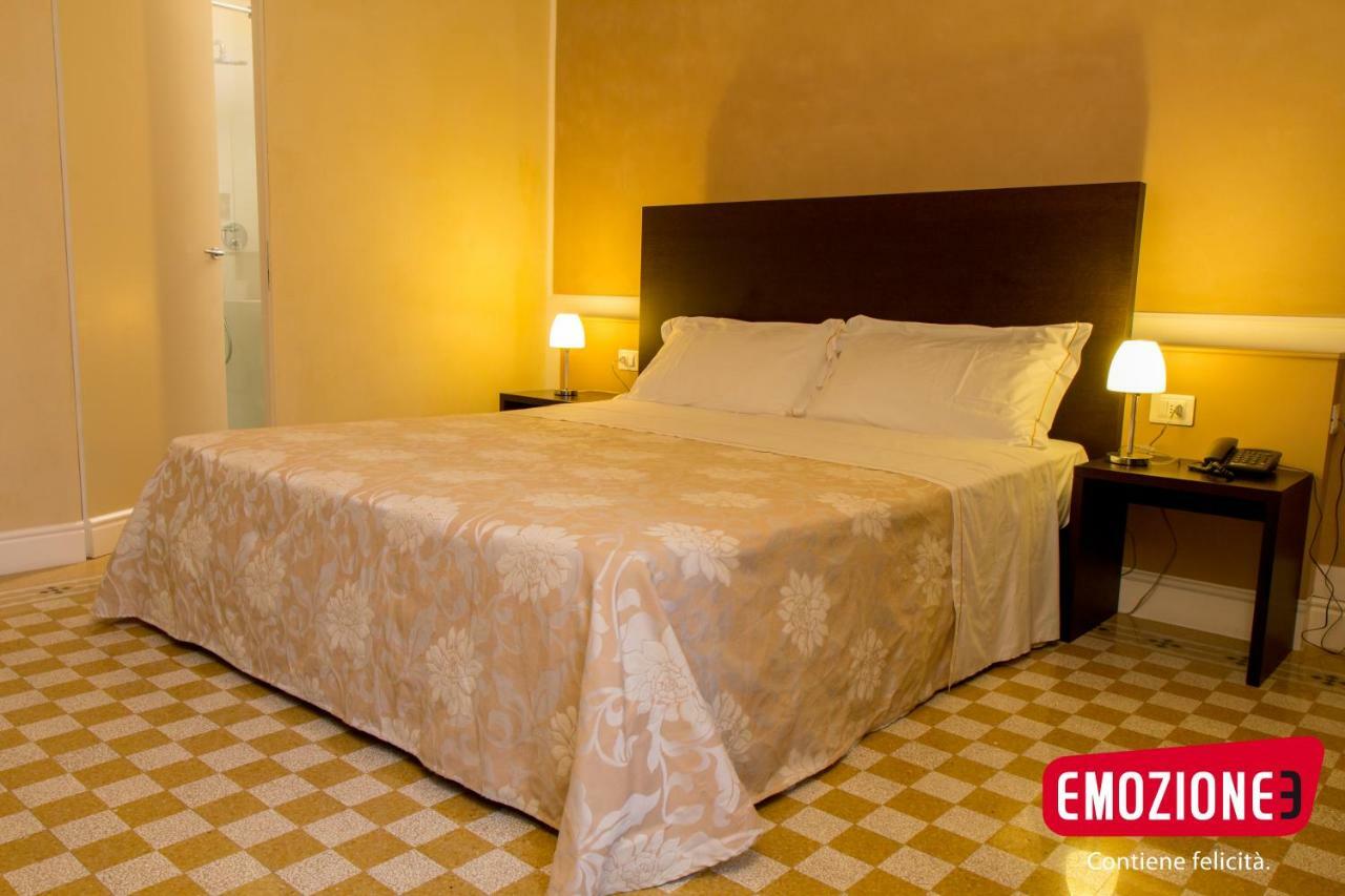 Relais Del Borgo Hotel & Spa 4 Stelle Staffolo Exterior foto